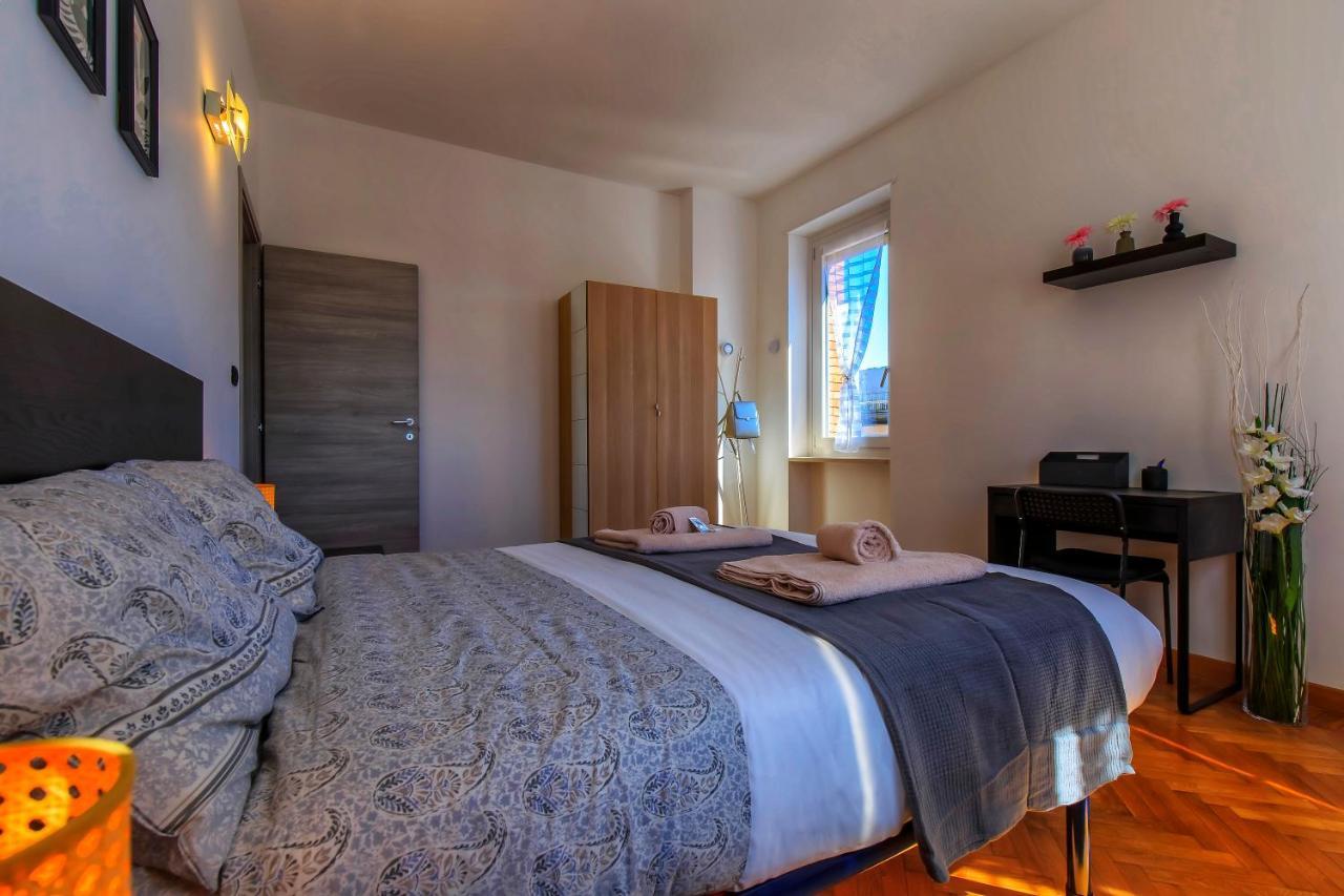 Bright & Lovely Flat M1 Carducci Molinette 250M Турин Екстер'єр фото